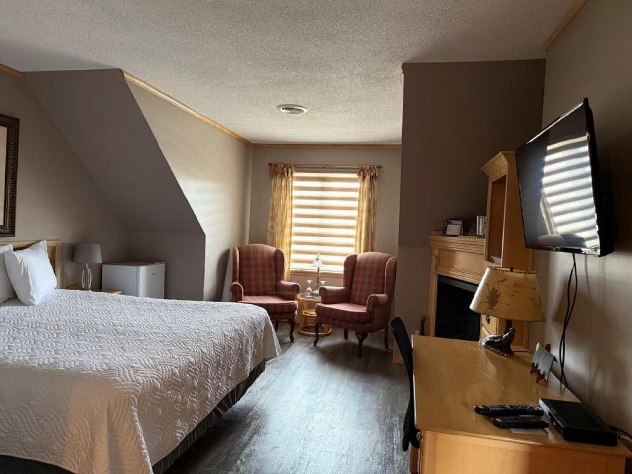 Auberge Micky Inc Edmundston Exteriör bild