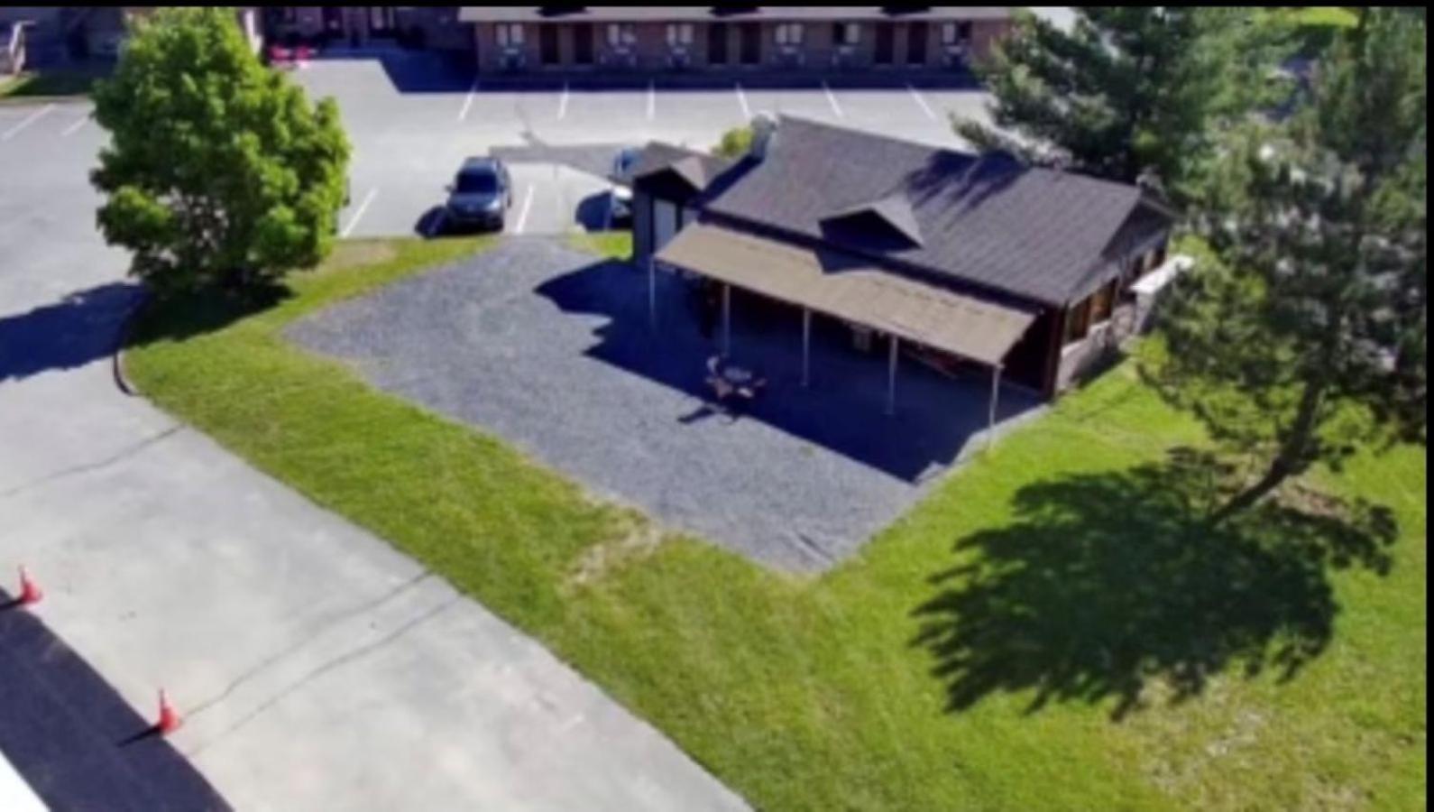 Auberge Micky Inc Edmundston Exteriör bild