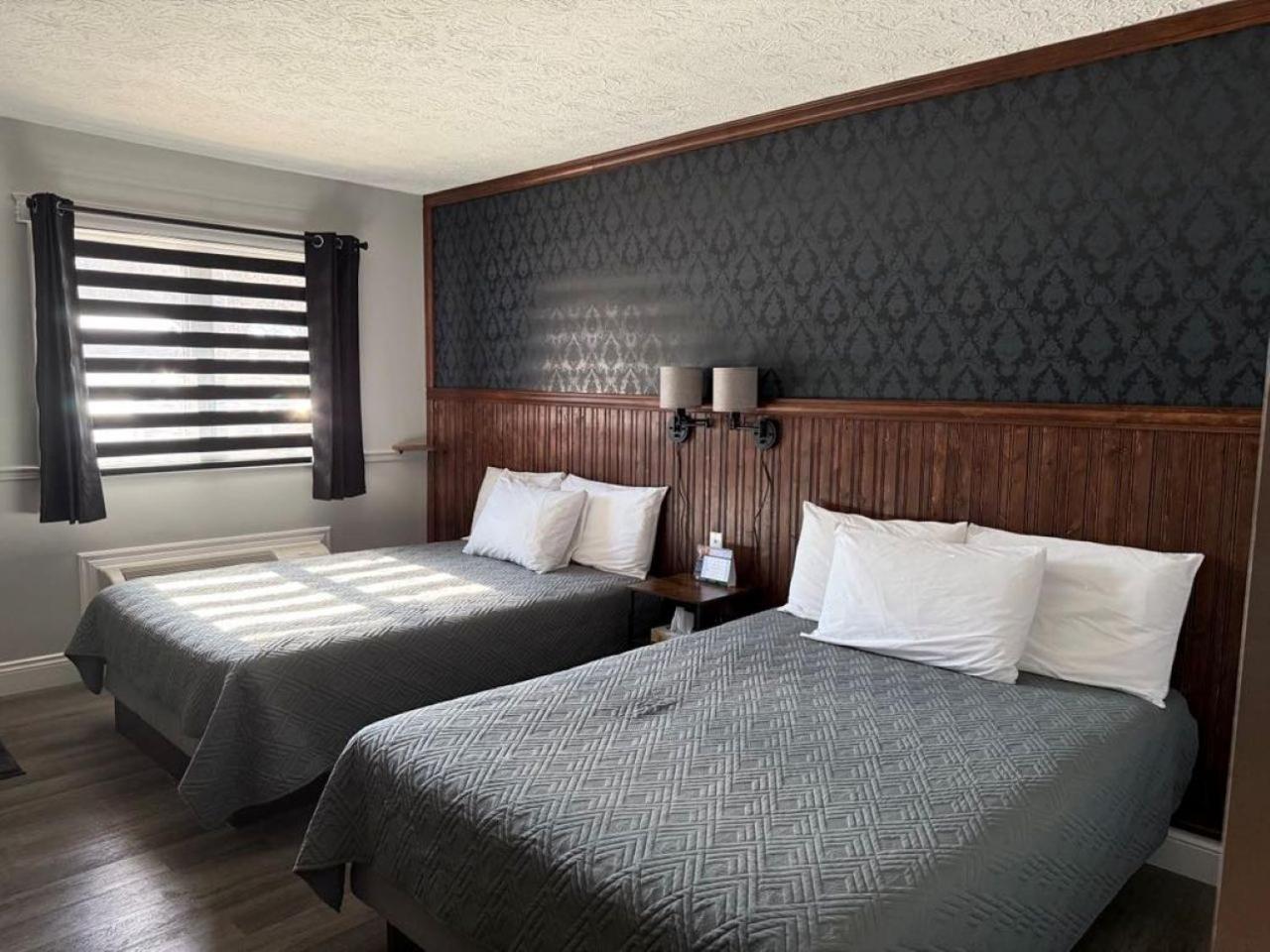 Auberge Micky Inc Edmundston Exteriör bild