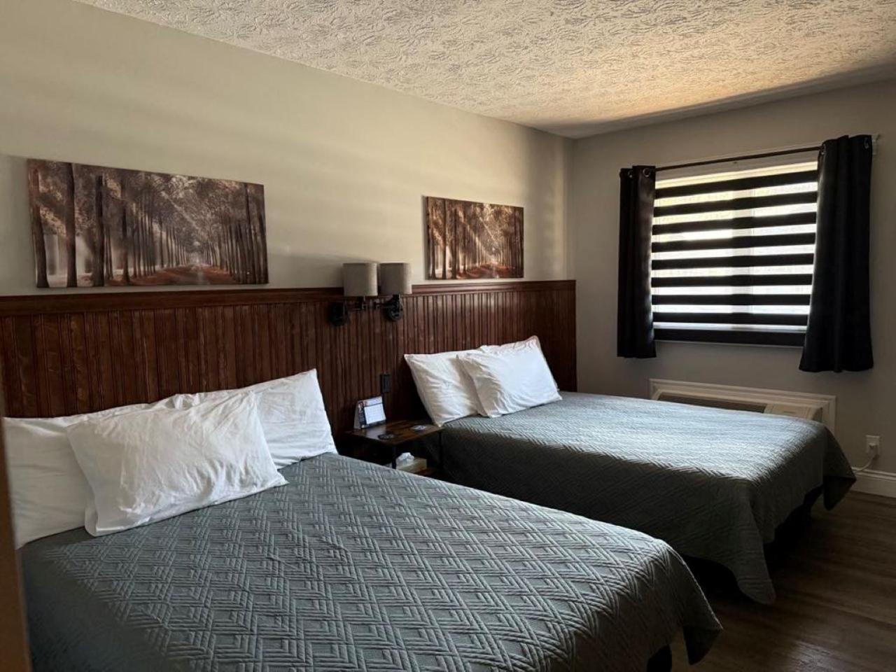 Auberge Micky Inc Edmundston Exteriör bild
